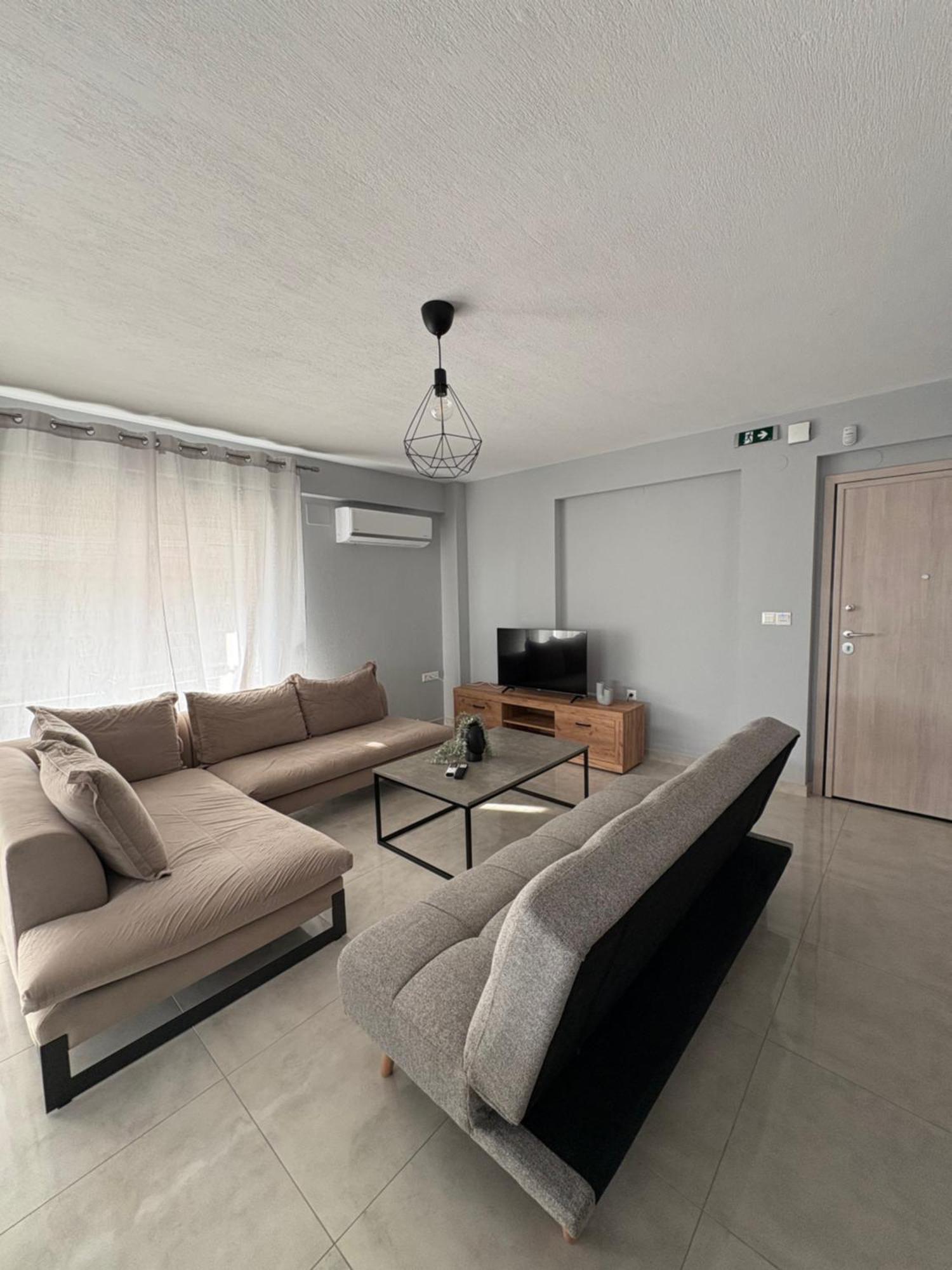 Elinor Apartments Flogita Eksteriør billede