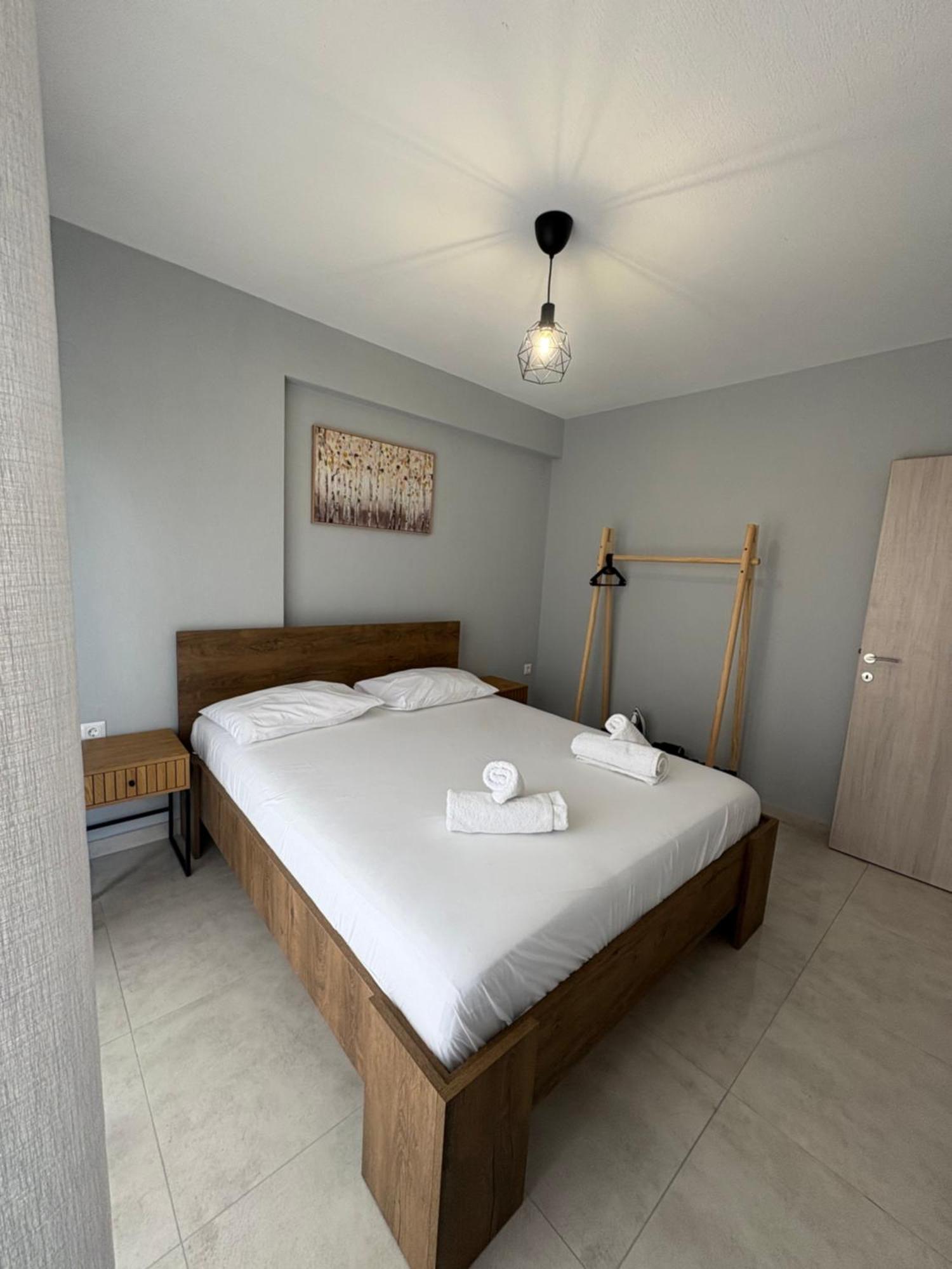 Elinor Apartments Flogita Eksteriør billede