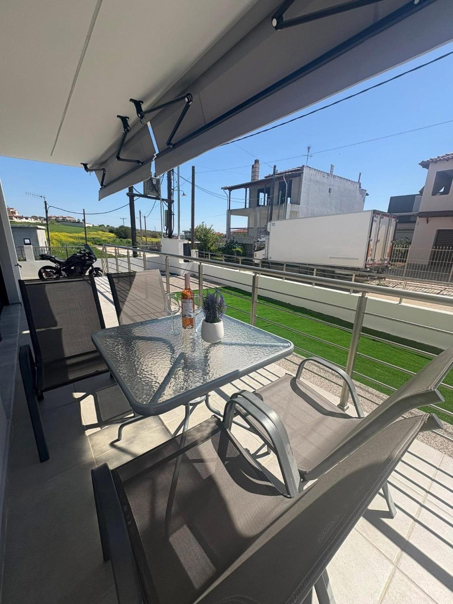 Elinor Apartments Flogita Eksteriør billede